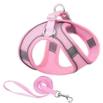 Breathable mesh pet strap on chest and back with reflective mesh pattern